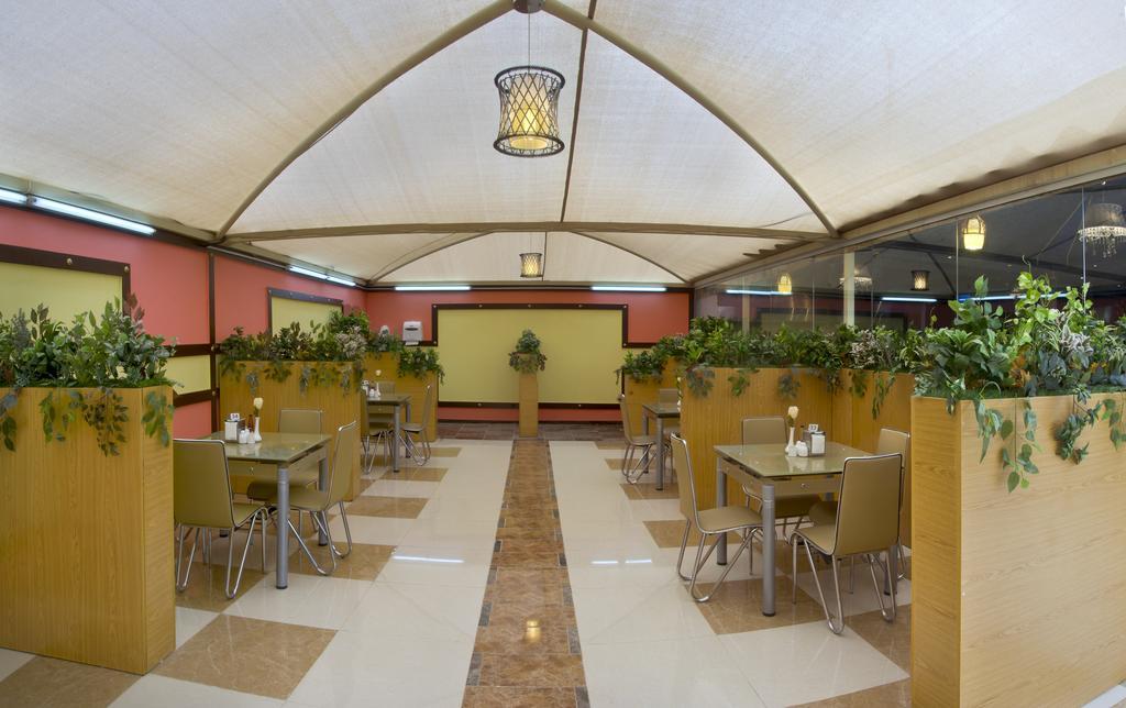 Al Farhan Hotel Suites - Al Salam Ar Riyad Esterno foto