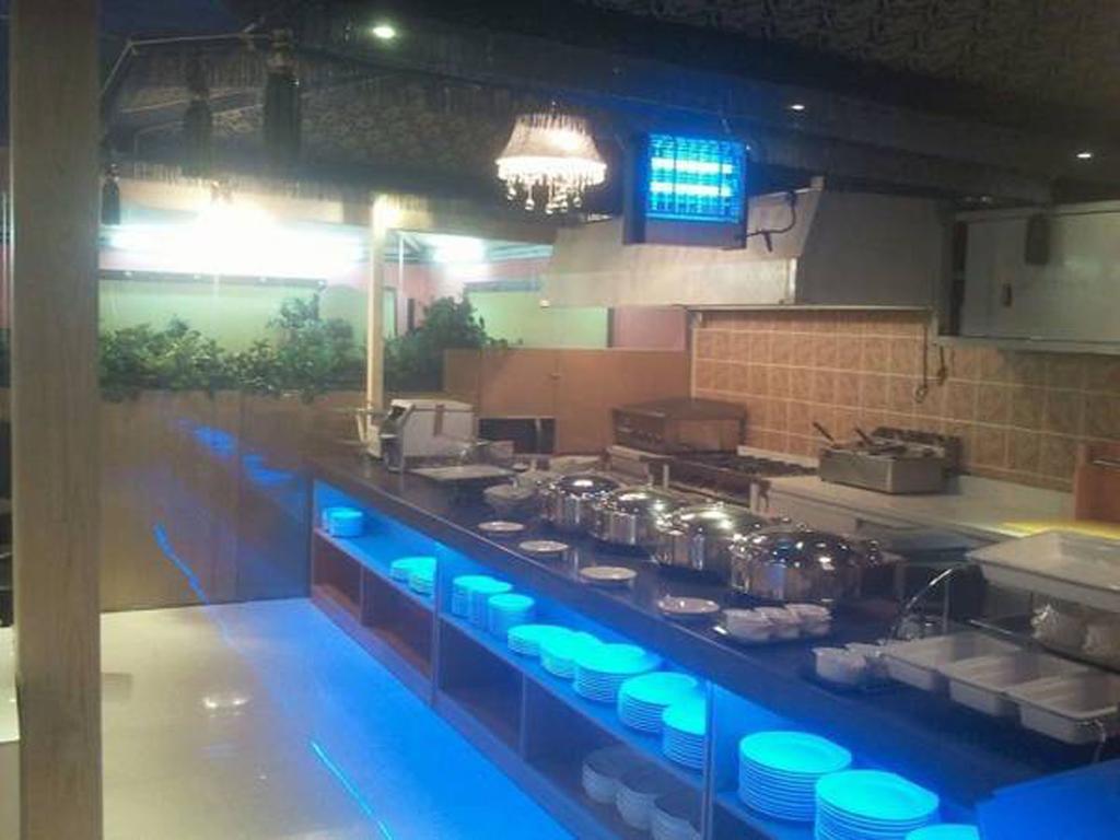 Al Farhan Hotel Suites - Al Salam Ar Riyad Esterno foto