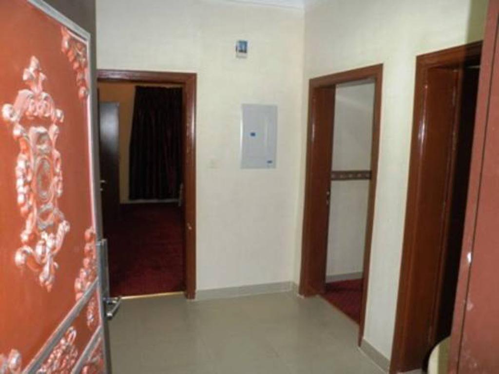 Al Farhan Hotel Suites - Al Salam Ar Riyad Esterno foto