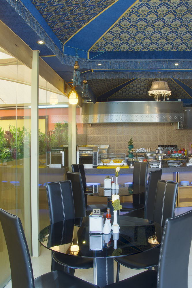 Al Farhan Hotel Suites - Al Salam Ar Riyad Esterno foto